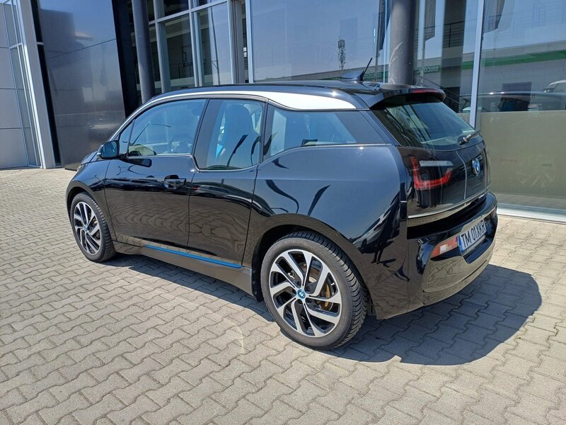 BMW I3