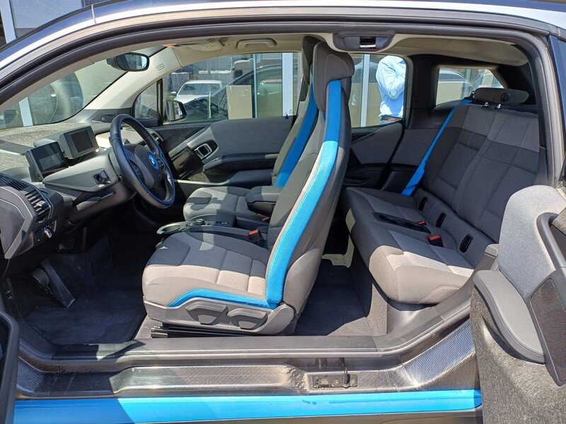 BMW I3